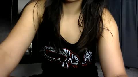 Viviana 3 online show from 05-26-26, 09:00