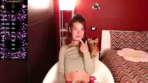 Snapshot of chaneltheron chatting on 11-25-25, 02:39 Anastasia online show from 11-25-25, 02:39