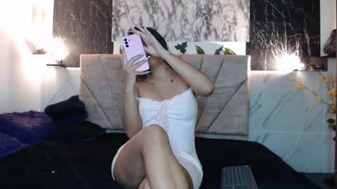 Snapshot of channel_brunnette chatting on 10-14-25, 03:18 channel online show from 10-14-25, 03:18