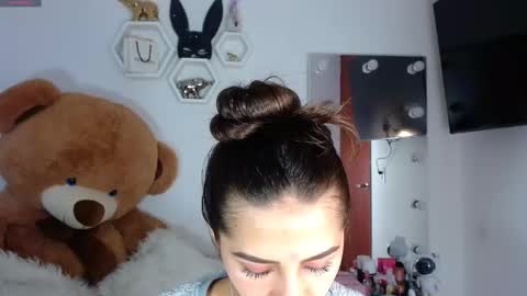 Snapshot of channelrose_1 chatting on 12-16-24, 09:20 Isabella online show from 12-16-24, 09:20