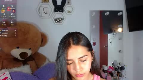 Snapshot of channelrose_1 chatting on 01-15-25, 11:32 Isabella online show from 01-15-25, 11:32