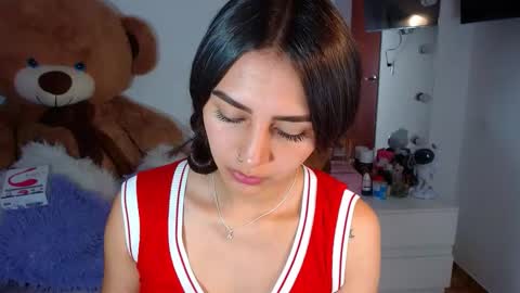 Snapshot of channelrose_1 chatting on 01-21-25, 12:07 Isabella online show from 01-21-25, 12:07