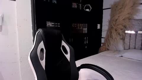 channelwitte online show from 07-15-26, 08:36