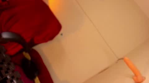 Snapshot of chantal_fuck chatting on 05-13-26, 01:25 chantal_fuck online show from 05-13-26, 01:25