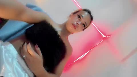 Snapshot of chantal_fuck chatting on 05-14-26, 01:12 chantal_fuck online show from 05-14-26, 01:12
