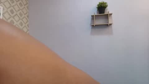 Raquel  online show from 02-14-25, 06:19