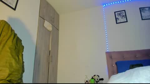 chantellebony online show from 04-25-26, 02:47