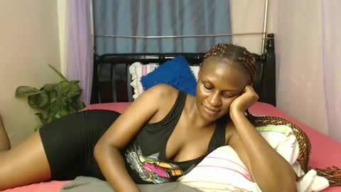 Chantel online show from 12-15-24, 05:53