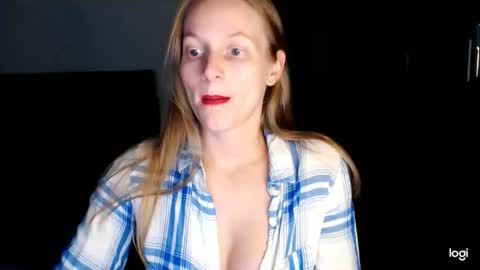 Snapshot of chanti_lovee chatting on 10-27-25, 08:57 We Vibe  Device that vibrates at the sound of Tips and makes me wet. vibe lush edging daddy lovense online show from 10-27-25, 08:57