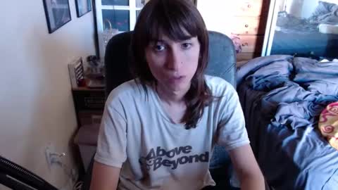 Snapshot of chaos_kat chatting on 09-10-25, 09:37 Chaos Kat online show from 09-10-25, 09:37