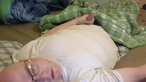 Snapshot of chaotikizm chatting on 05-28-26, 01:52 Mr. A online show from 05-28-26, 01:52