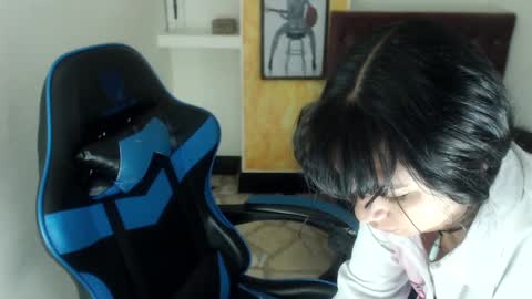 charis 2 online show from 09-30-25, 06:18