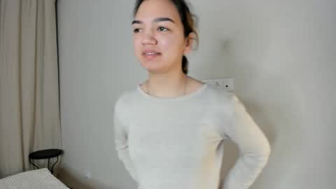 Snapshot of charitybergeaux chatting on 12-05-25, 09:18 MIchelle online show from 12-05-25, 09:18