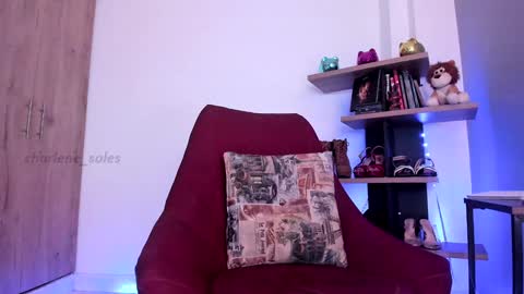 Snapshot of charlene_soles chatting on 12-06-24, 01:29 Charlene online show from 12-06-24, 01:29