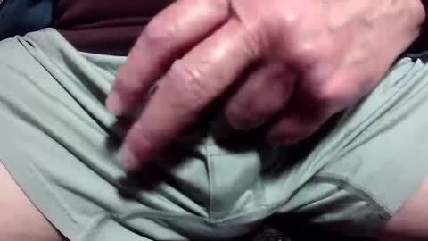 Chuck online show from 11-28-25, 06:32