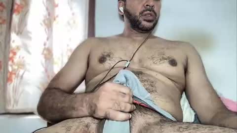 charles_dera35 online show from 10-28-25, 03:54