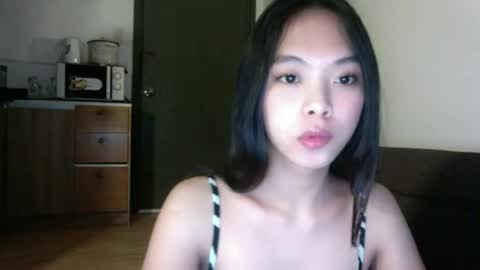 Snapshot of charlette19 chatting on 11-25-25, 07:58 charlette19 online show from 11-25-25, 07:58