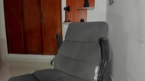 Snapshot of charley_morgan chatting on 02-21-25, 09:54 charley_morgan online show from 02-21-25, 09:54