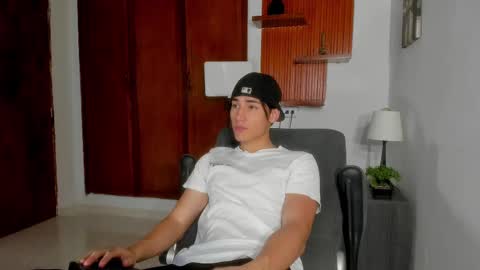 Snapshot of charley_morgan chatting on 02-22-25, 06:52 charley_morgan online show from 02-22-25, 06:52