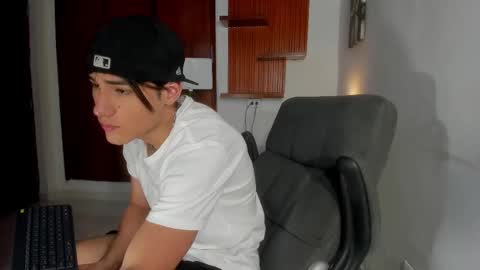 Snapshot of charley_morgan chatting on 02-23-25, 06:45 charley_morgan online show from 02-23-25, 06:45