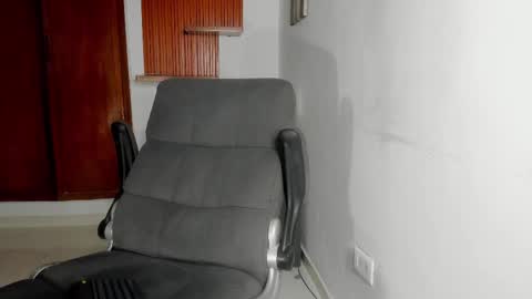 Snapshot of charley_morgan chatting on 02-25-25, 09:57 charley_morgan online show from 02-25-25, 09:57