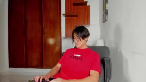 Snapshot of charley_morgan chatting on 03-01-25, 06:32 charley_morgan online show from 03-01-25, 06:32