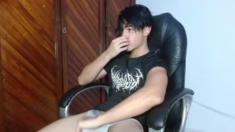 Snapshot of charley_morgan chatting on 09-21-25, 06:31 charley_morgan online show from 09-21-25, 06:31