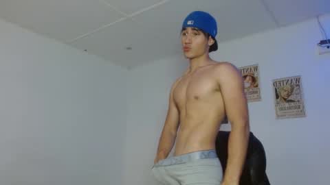 Snapshot of charley_morgan chatting on 10-21-25, 07:58 charley_morgan online show from 10-21-25, 07:58