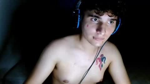 Snapshot of charley_quin chatting on 06-11-26, 01:38 Charley quinn online show from 06-11-26, 01:38