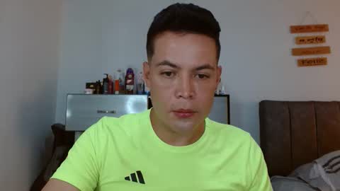 Snapshot of charli_4 chatting on 03-13-26, 09:21 charli 4 online show from 03-13-26, 09:21