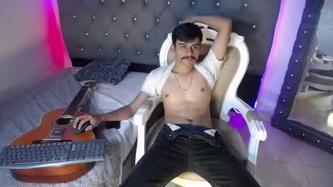 Charlie online show from 09-14-25, 04:44