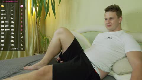 Snapshot of charlie_smiley chatting on 09-10-25, 05:57 Charlie Smiley online show from 09-10-25, 05:57