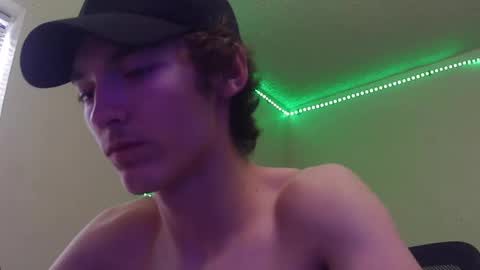 Snapshot of charlied09302 chatting on 10-27-25, 08:02 char sexiness online show from 10-27-25, 08:02