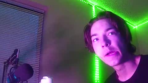 Snapshot of charlied09302 chatting on 11-01-25, 12:40 char sexiness online show from 11-01-25, 12:40