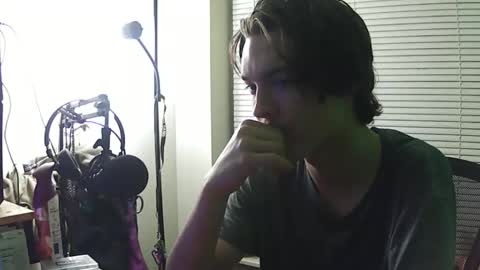 Snapshot of charlied09302 chatting on 11-08-25, 11:54 char sexiness online show from 11-08-25, 11:54