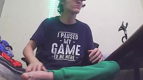 Snapshot of charlied09302 chatting on 11-24-25, 10:04 char sexiness online show from 11-24-25, 10:04