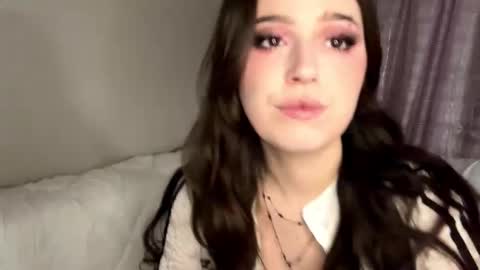 Freya online show from 02-04-26, 04:02