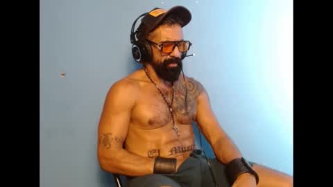 Snapshot of charlieprospect chatting on 09-08-25, 08:52 Charlie Prospect online show from 09-08-25, 08:52