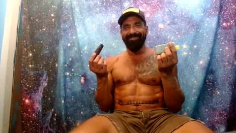 Snapshot of charlieprospect chatting on 10-21-25, 01:28 Charlie Prospect online show from 10-21-25, 01:28