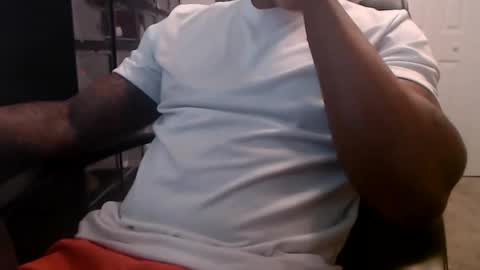 Snapshot of charliesierra310 chatting on 11-17-25, 08:25 CharlieSierra96 online show from 11-17-25, 08:25