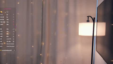 Snapshot of charlinepiker chatting on 02-02-26, 08:02 Yumi online show from 02-02-26, 08:02