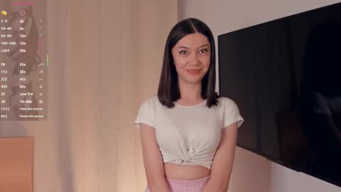 Snapshot of charlinepiker chatting on 03-03-26, 09:53 Yumi online show from 03-03-26, 09:53