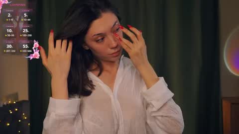 Yumi online show from 04-22-26, 08:54