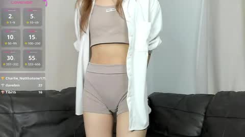 Yumi online show from 04-24-26, 12:40