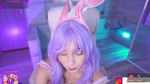 Snapshot of charloottee_1 chatting on 05-23-26, 01:44 Char 3 Lets go for the 100 Thumb-Up online show from 05-23-26, 01:44