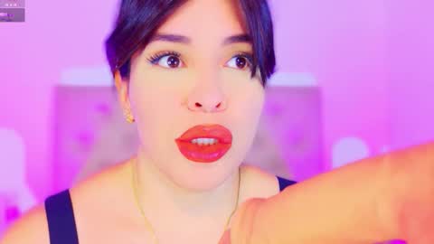 Charloott Evans online show from 12-16-25, 02:27