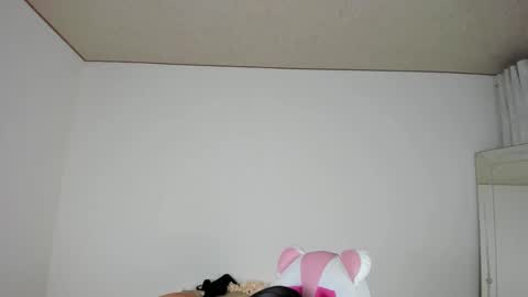    online show from 03-11-25, 01:05