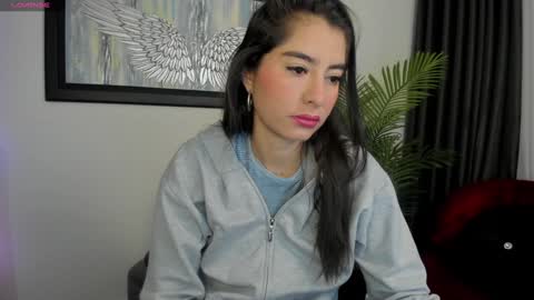 Charlote online show from 01-22-25, 11:56