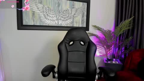 Charlote online show from 02-12-25, 02:43