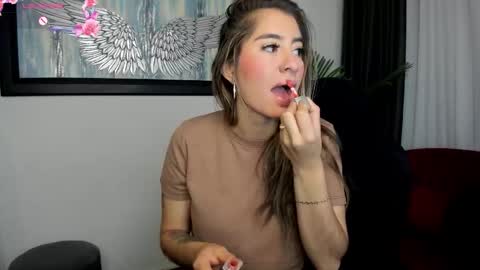 Charlote online show from 10-17-25, 11:35